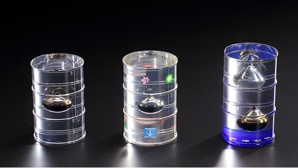 博藝亞克力展示架定做首先應(yīng)該了解那些事情呢？