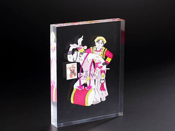 無縫熱壓展示臺(tái)