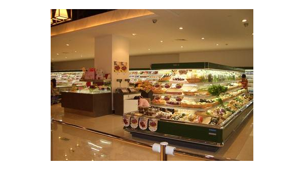 在大型超市中，亞克力展示架展示產(chǎn)品有什么優(yōu)勢？